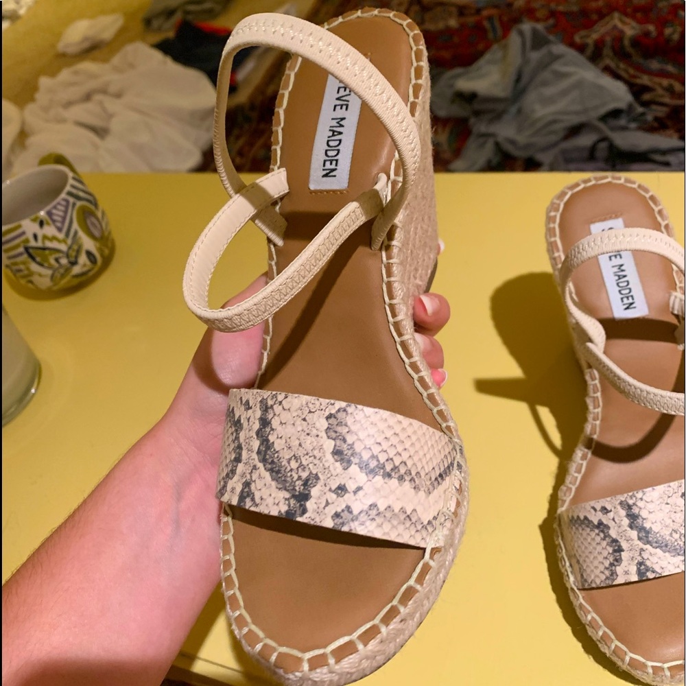 Steve Madden Wedges